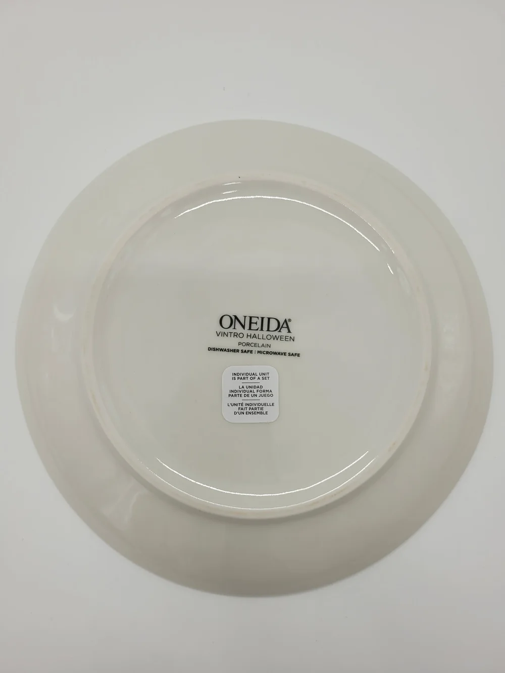 Oneida Vintro Halloween Accent Plates Black Orange White Set Of 2 Skull ONLY